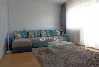 Apartament cu 3 camere decomandat, mobilat în Zorilor