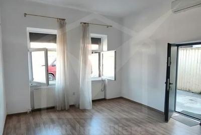 Apartament cu 2 camere în Central - 2
