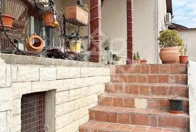 Casă cu 4 camere cu Teren 586 Mp în Central - 14