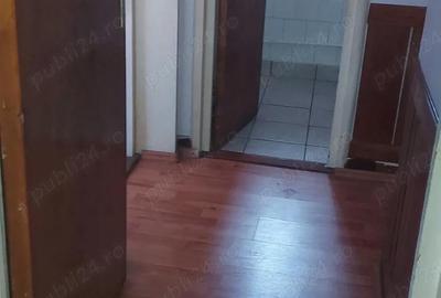 Apartament cu 3 camere decomandat în Central - 1