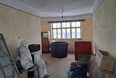 Casă cu 4 camere în Domașnea - 12