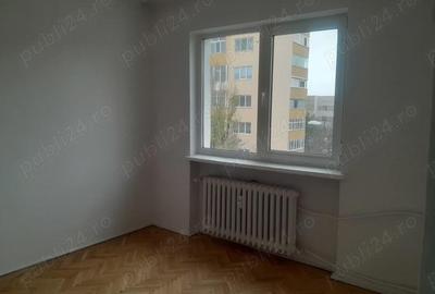 Apartament cu 3 camere decomandat în Valea Rosie - 3