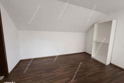 Casă cu 5 camere cu Teren 648 Mp în Ghiroda - 11