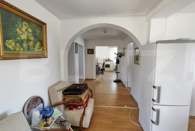 Casă individuală cu 10 camere cu Canalizare în Mociu - 2