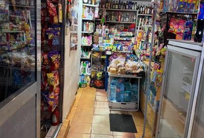 Spațiu comercial, de 35 mp, în Central - 4