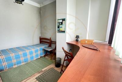 De Vanzare apartament in casa, Central - 9