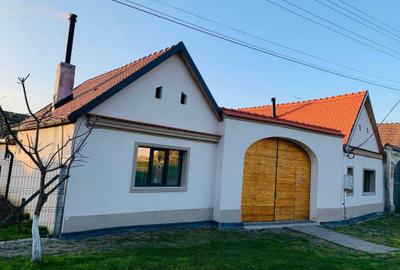 Casă cu 4 camere în Topârcea - 2