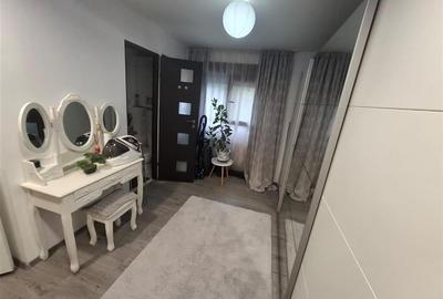 4 camere amenajat, 2 bai, central, et 2, garaj bonus - 11