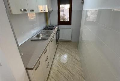 Apartament 3 camere, etaj 2, complet renovat, zona Sud - 2