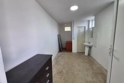 Spațiu comercial, de 132 mp, în Central - 2