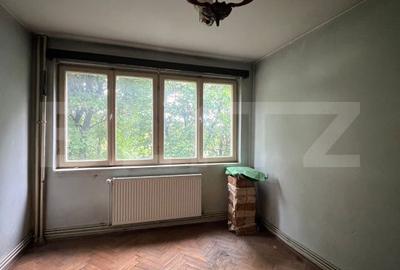 Apartament cu 2 camere decomandat în Libertății