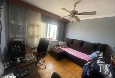 Apartament cu 4 camere în Craiovița Nouă - 9