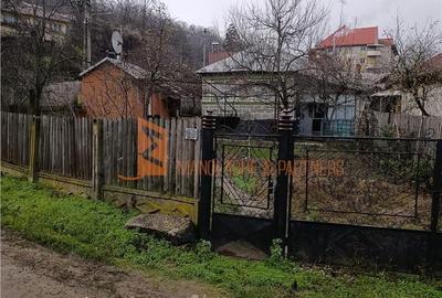 Casă cu 4 camere în Sărata - 14