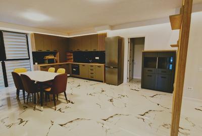 Apartament 3 camere lux - de inchiriat - Prima inchiriere - Ultracentral