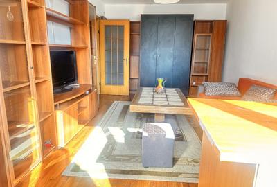 Apartament cu 2 camere decomandat în Obor