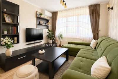 Apartament cu 4 camere decomandat, mobilat în Decebal