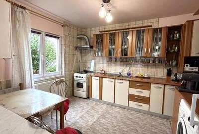 Casa 7 camere de vanzare in Floresti Casa 7 camere de vanzare in Floresti - 2