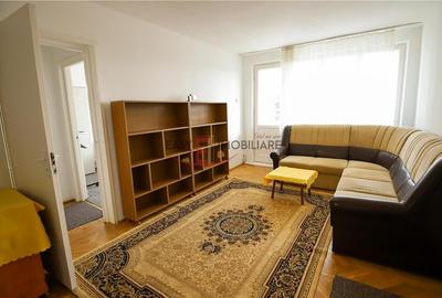 Apartament cu 2 camere semidecomandat în Aleea Carpați