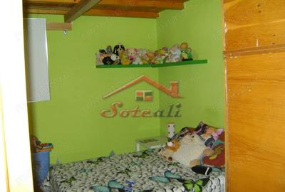 Casă cu Teren 1461 Mp în Cornu