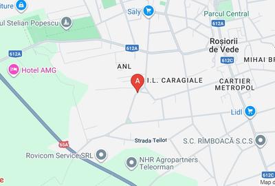 Casa la curte aproape de centrul orasului - 1