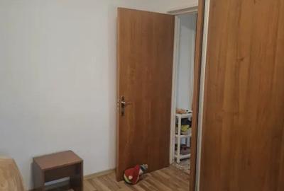 Apartament cu 3 camere decomandat în Republicii - 9
