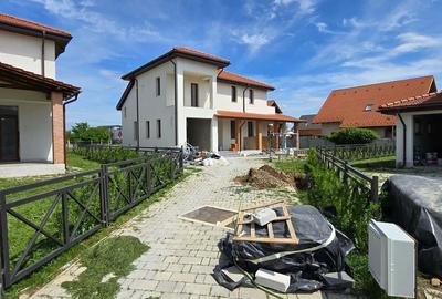 Casă cu 4 camere în Balotești - 3