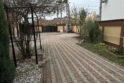 Vand Schimb Casa 90mp zona Palatul de Justitie - 1