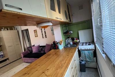 Apartament 3 camere 52 mp zona ?agului, etaj 1 4 - 3