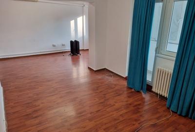 | spatiu in cladire de birouri | 4 camere | Tineretului - Timpuri Noi | - 2
