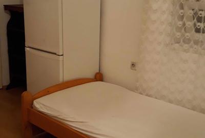 Garsonieră nedecomandată în Central - 1