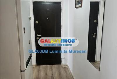 Apartament cu 2 camere decomandat în Micro 6 - 4