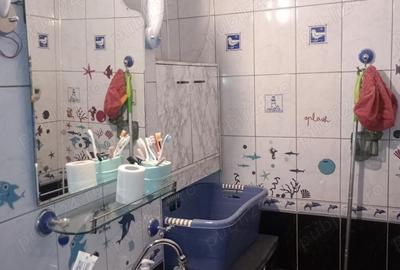 Apartament cu 4 camere decomandat în Dărmănești - 3