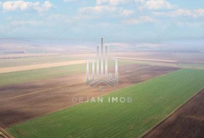 Teren de 5 mp, în Moacșa - 1