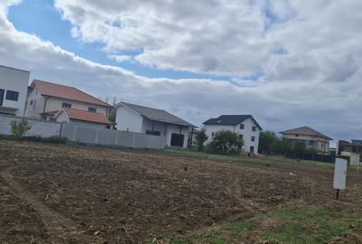 Teren Construcții intravilan de 500 mp, în Km 5 - 1