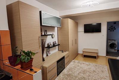 Apartament cu 2 camere semidecomandat în Exterior Vest - 1