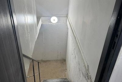 Spațiu comercial, de 20 mp, în Titan - 3