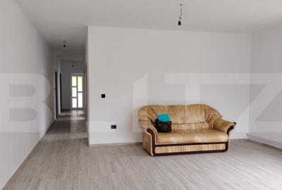 Casa de vanzare, cu 6 camere, 288 mp, zona Voinesti - 2