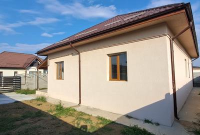 Dragomiresti Deal adiacent Str Republicii - Casa Indivuala 4 camere - 13