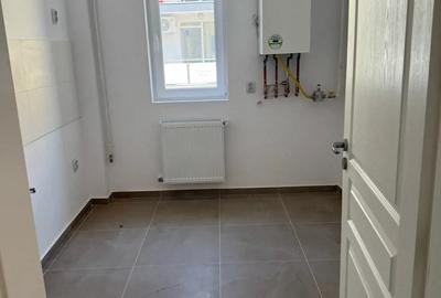 Vand Apartament 2 camere - 2