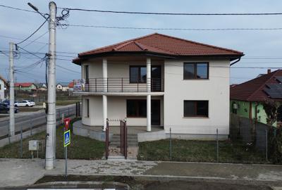 Casă individuală cu 6 camere cu Canalizare în Dumbrăvița - 2