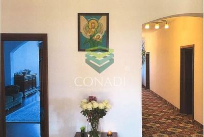 Casă individuală cu 6 camere cu Canalizare în Central - 4