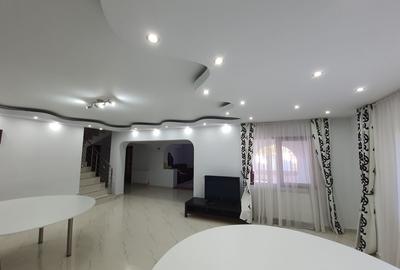 Casă cu 4 camere în Săbăreni - 4