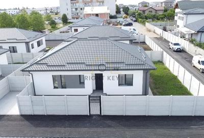 Casă individuală cu 4 camere în Haliu