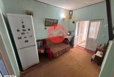Casă cu 3 camere decomandat cu Teren 355 Mp în Central - 3