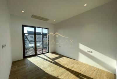 Apartament cu 4 camere decomandat în Ștefan cel Mare - 27