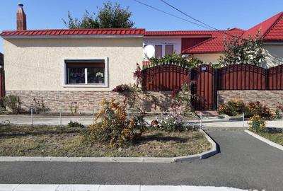 Casă cu 3 camere cu Teren 590 Mp în Slava Rusă - 4