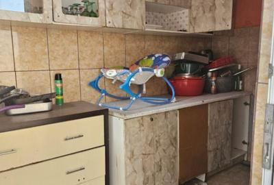 Casă cu 3 camere cu Canalizare în Brătianu - 2