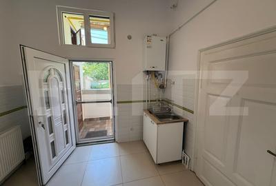 Apartament de vanzare, cu 2 camere, 54 mp, zona semicentrala - 4