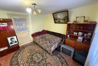 Casă cu 4 camere cu Teren 4382 Mp în Somova - 5