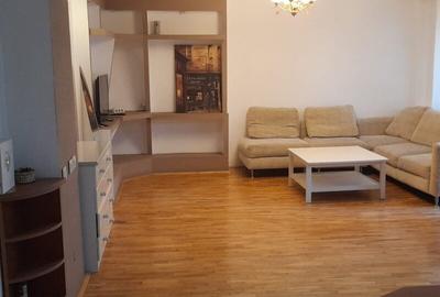 Apartament cu 2 camere semidecomandat în Aviației